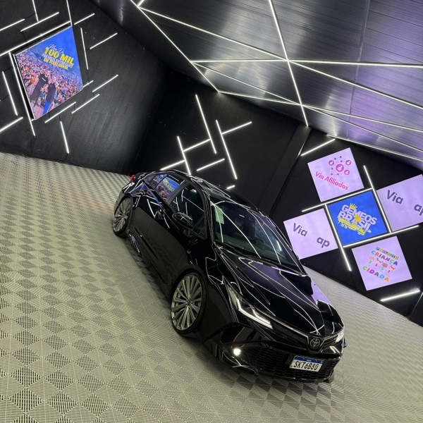 TOYOTA COROLLA 2024